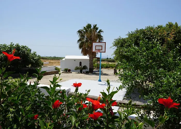 Zanneta & Aparthotel Mikri Vigla