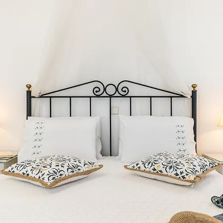 Zanneta & 3* Mikri Vigla