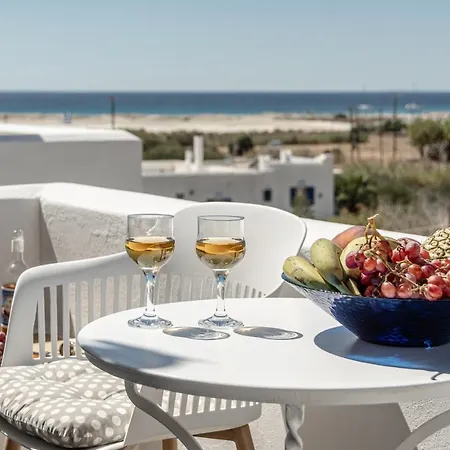 Zanneta & 3* Mikri Vigla