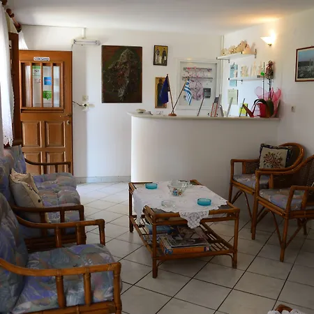 Zanneta & 3* Mikri Vigla