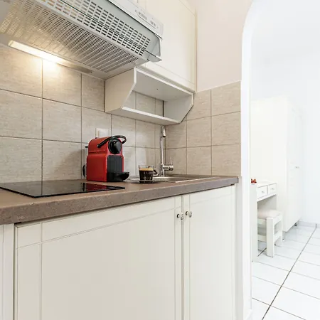 Aparthotel Zanneta & 4*