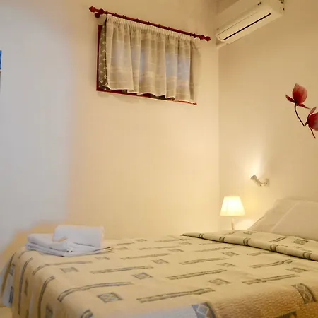 Zanneta & 3* Mikri Vigla