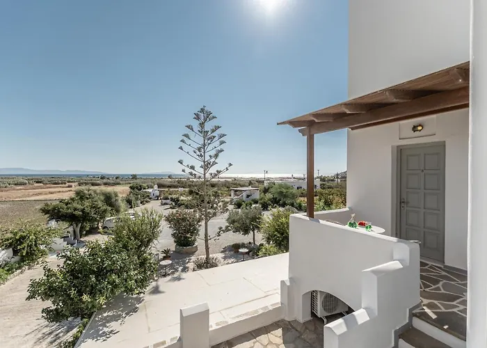 Ξενοδοχείο με διαμερίσματα Zanneta & Μικρή Βίγλα